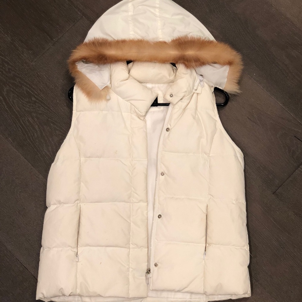 White and fur hood vest - large wears like medium+
